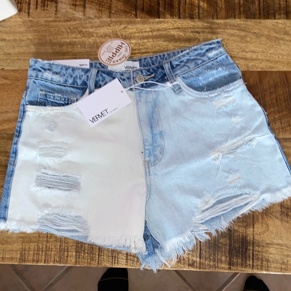 Vervet High Rise Shorts
